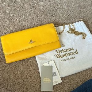Vivienne Westwood wallet on chain